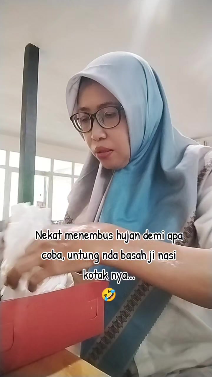 @Ani_Jhee01