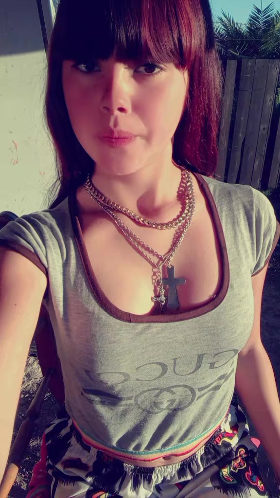 @Valentina