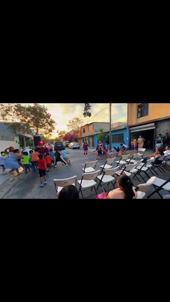 @Chiquilines Producciones