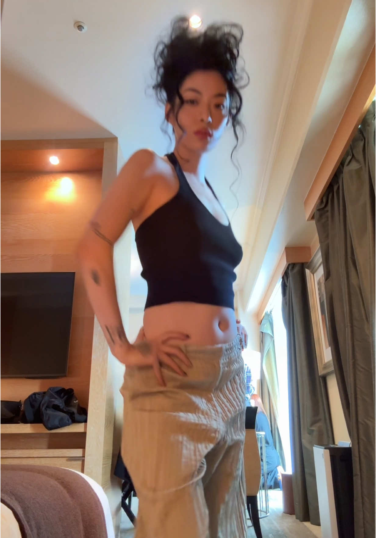 @Rina Sawayama