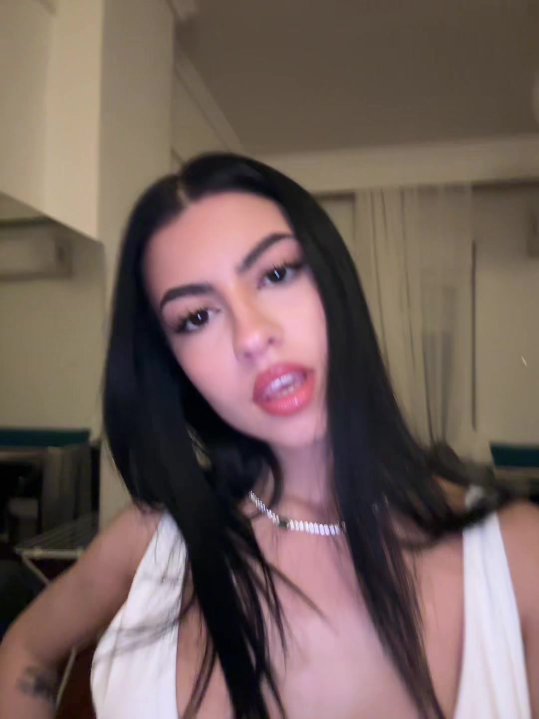 @mariatzeleph
