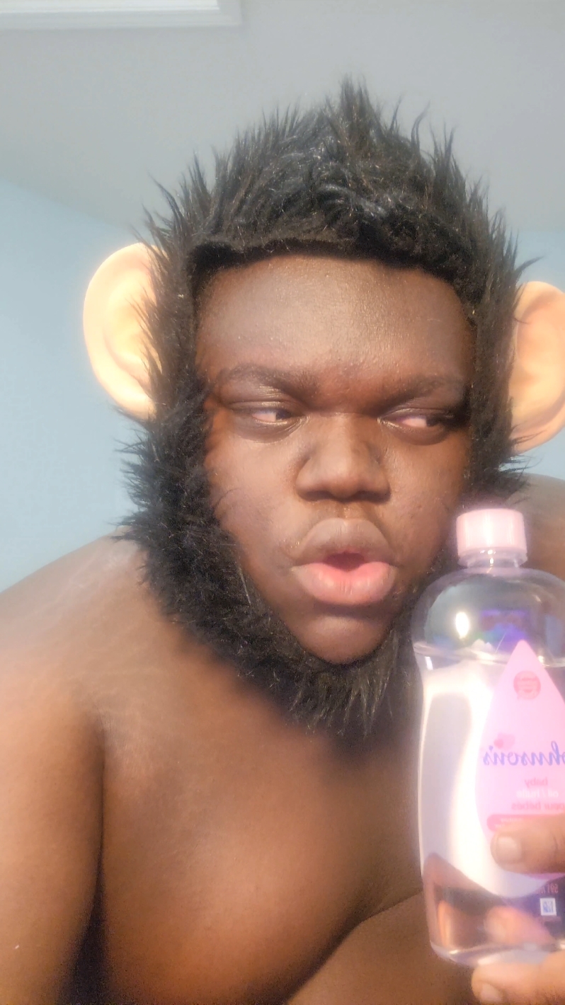 @blackcaseoh 🦍