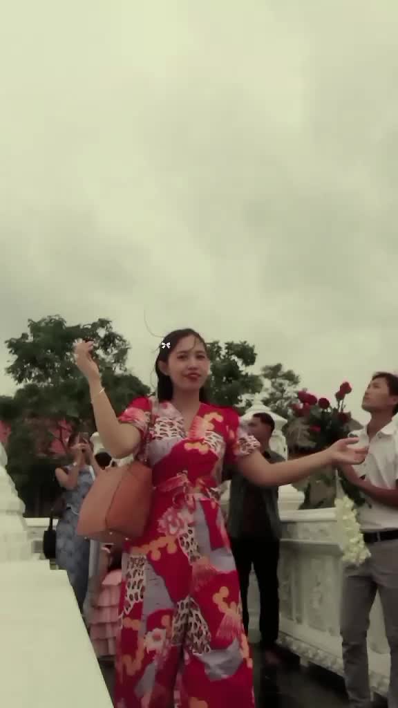@Tr Zin Mar Aung