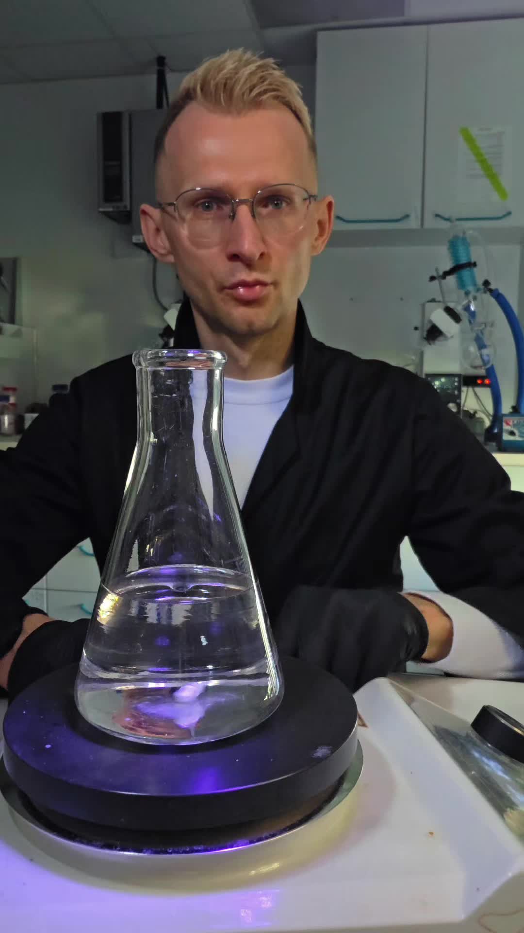 @luminescent_chemist