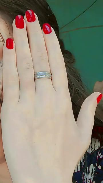 @༺ 🍁𝑬𝒚𝒆𝒔 𝒒𝒖𝒆𝒆𝒏🍁 ༻