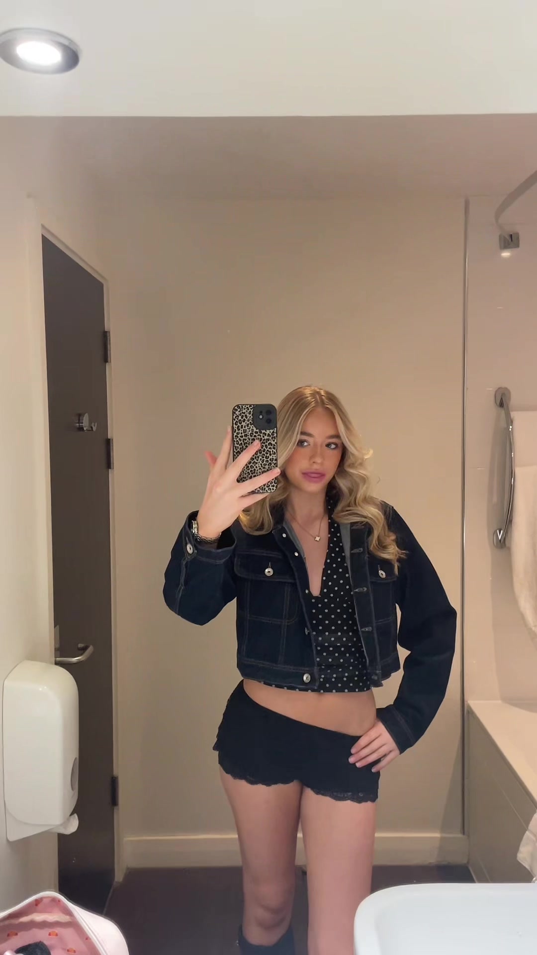 @ella