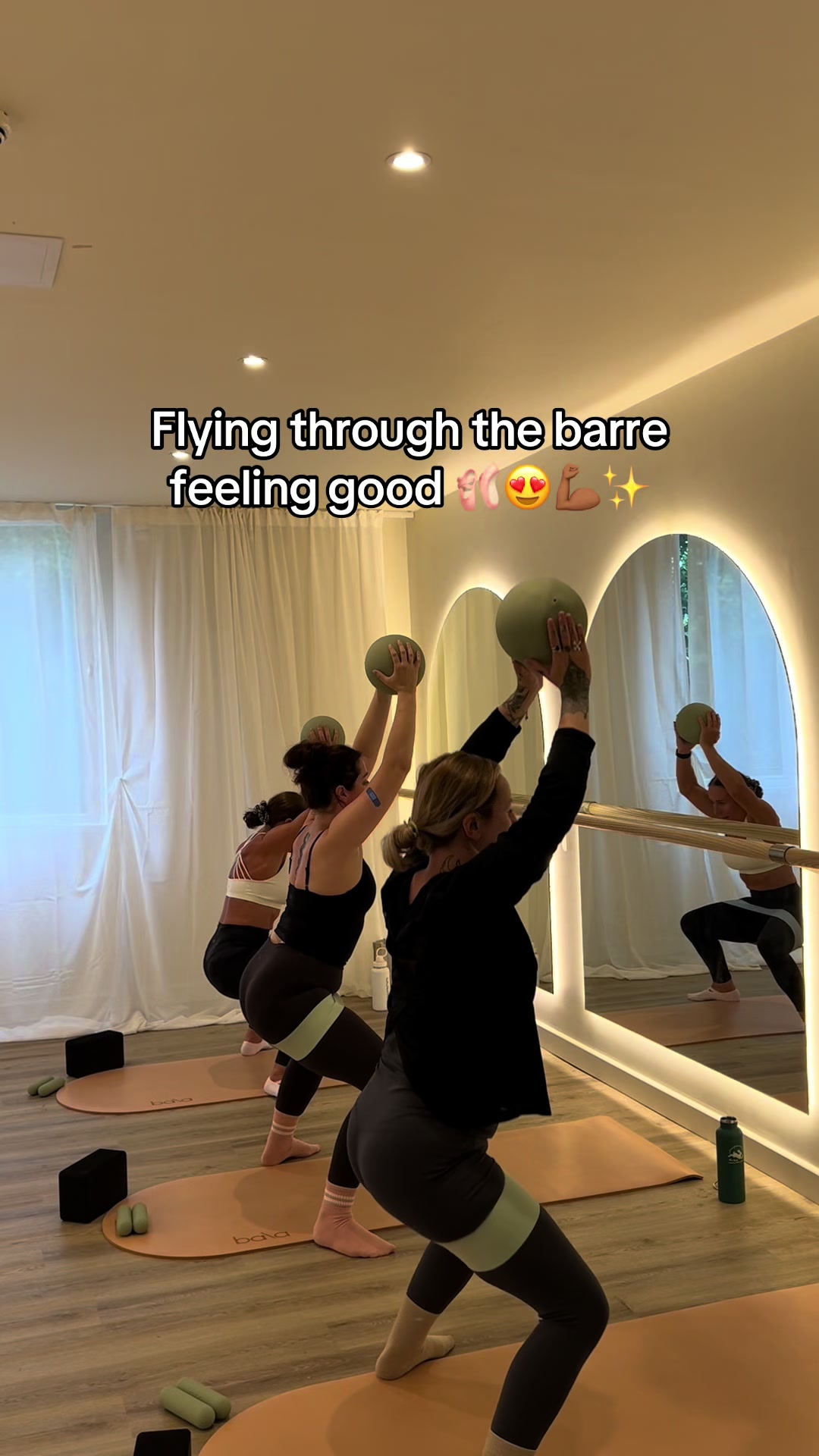 @Elev&eacute;studios
