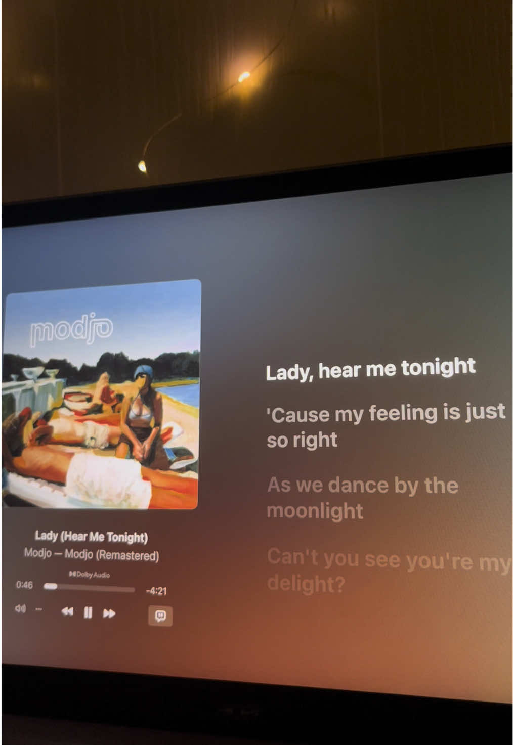 @⃟
