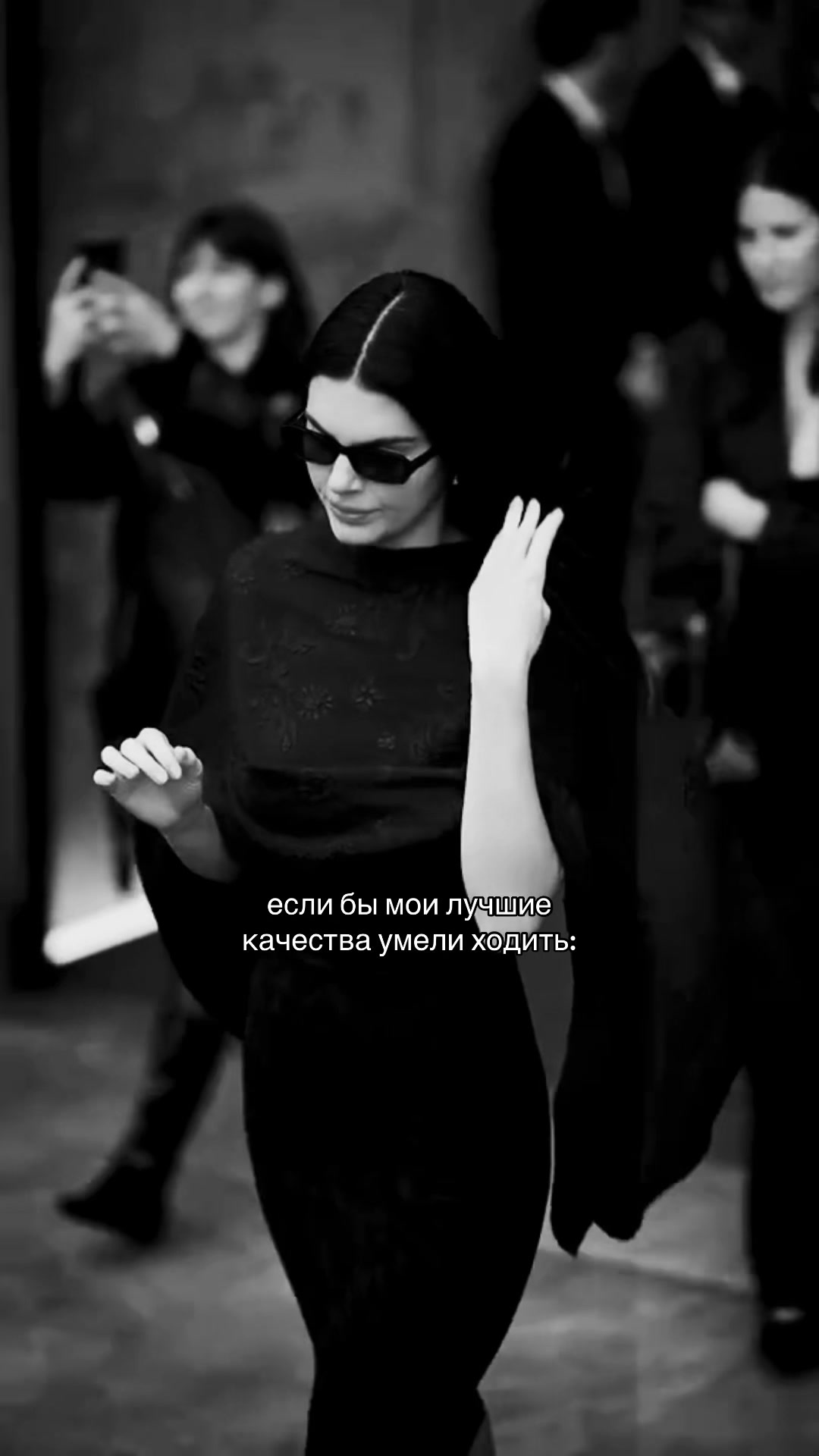 @𝒮