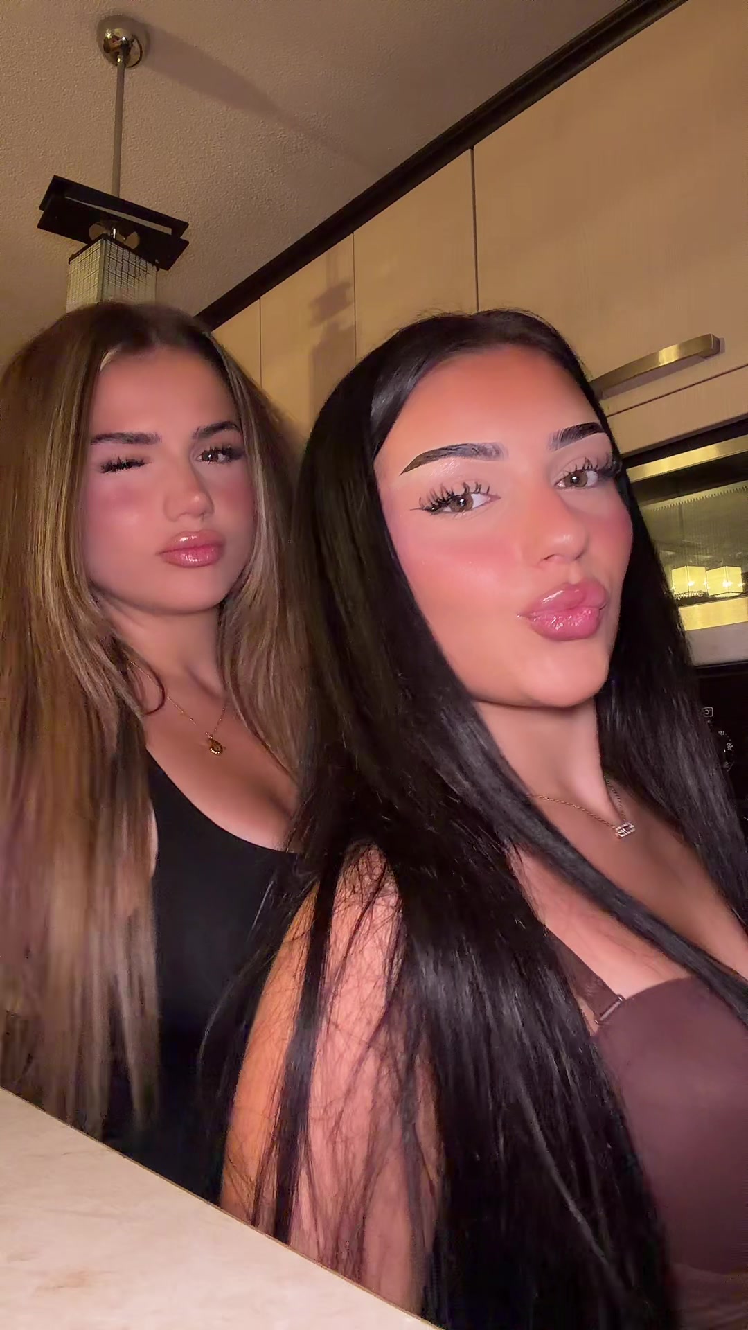 @avenda