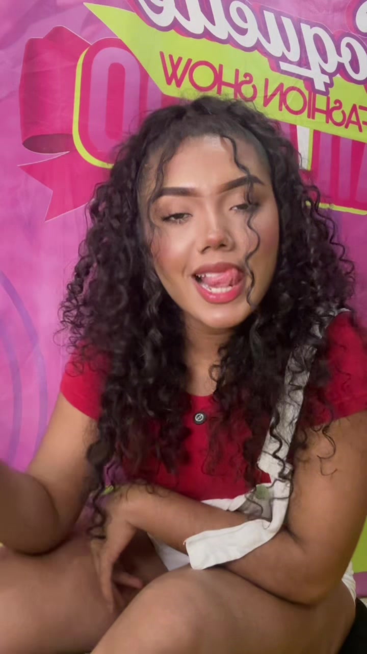 @gloriamedinaa2