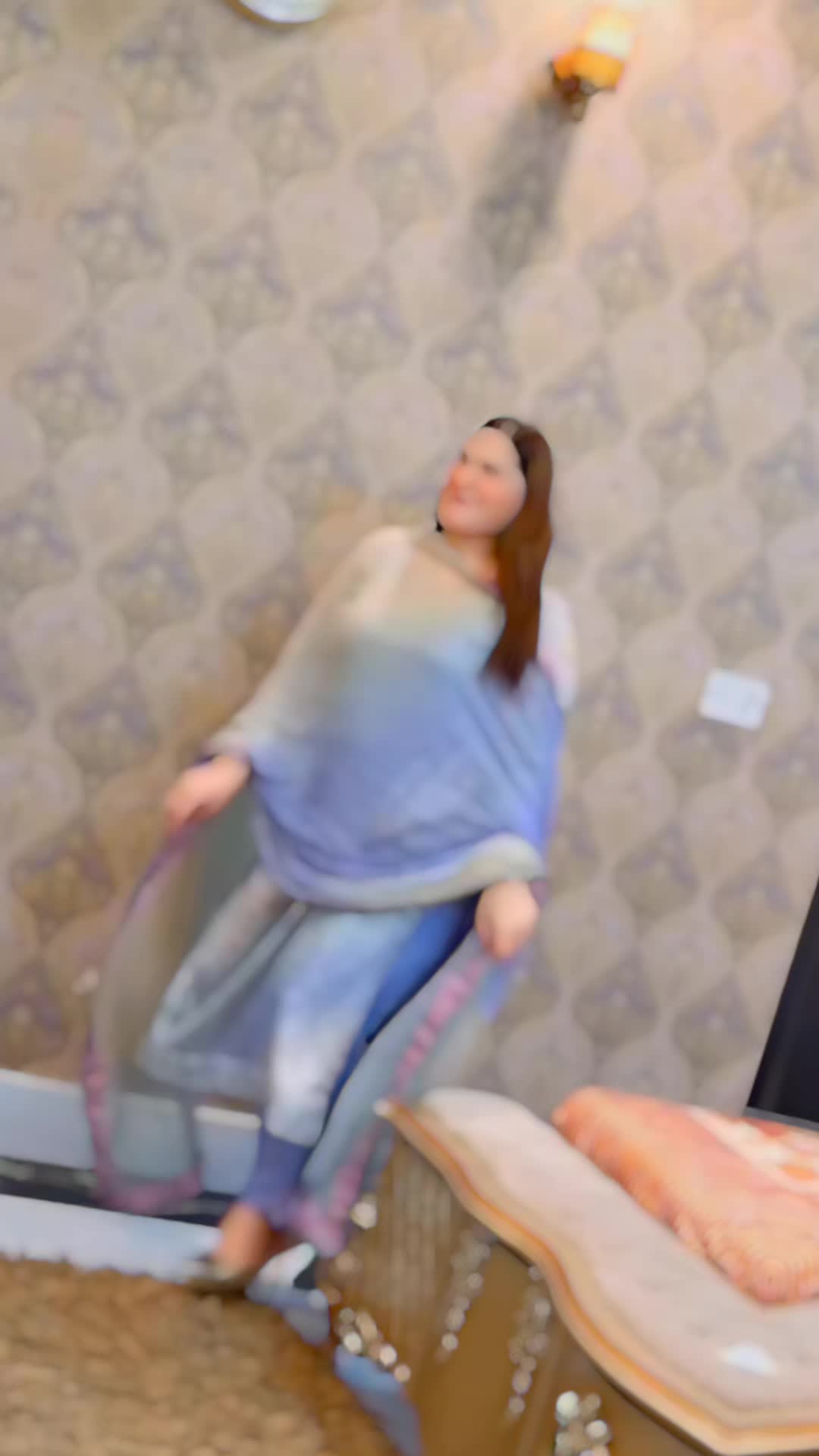 @𝗙𝗮𝗿𝘄𝗮 𝗾𝘂𝗲𝗲𝗻 👑