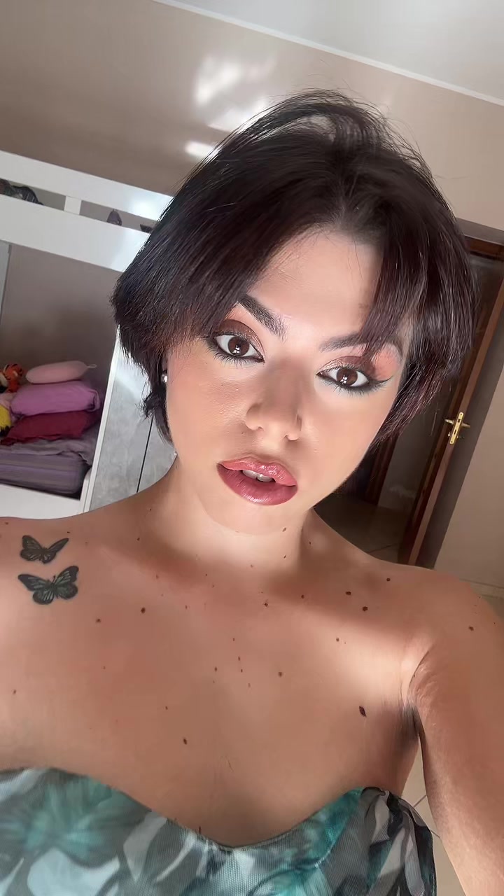 @Rosie_