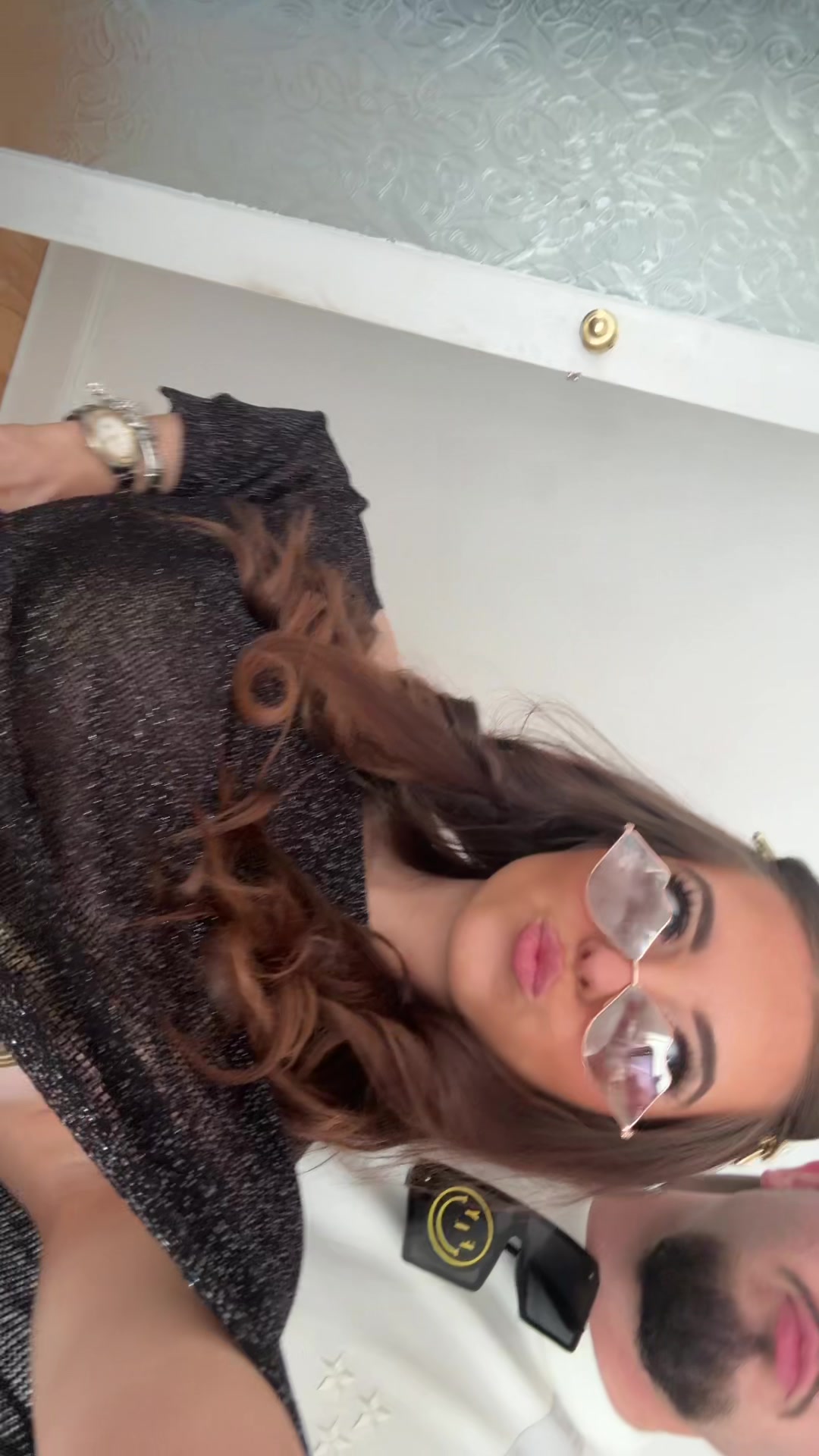 @ES
