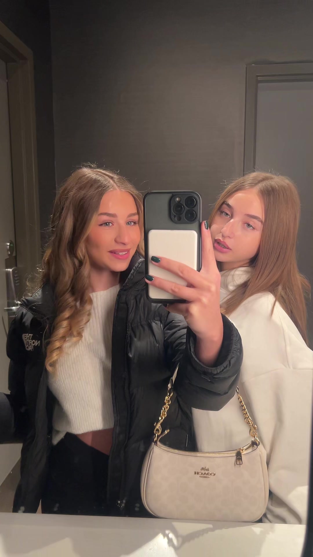 @𝒜𝓃𝒶👸🏼