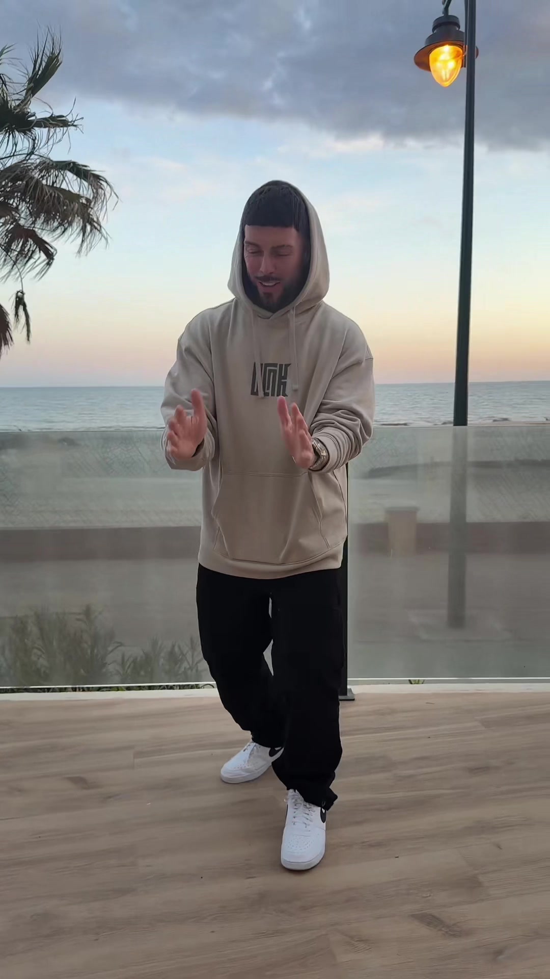 @R &Delta; S E L 🦁