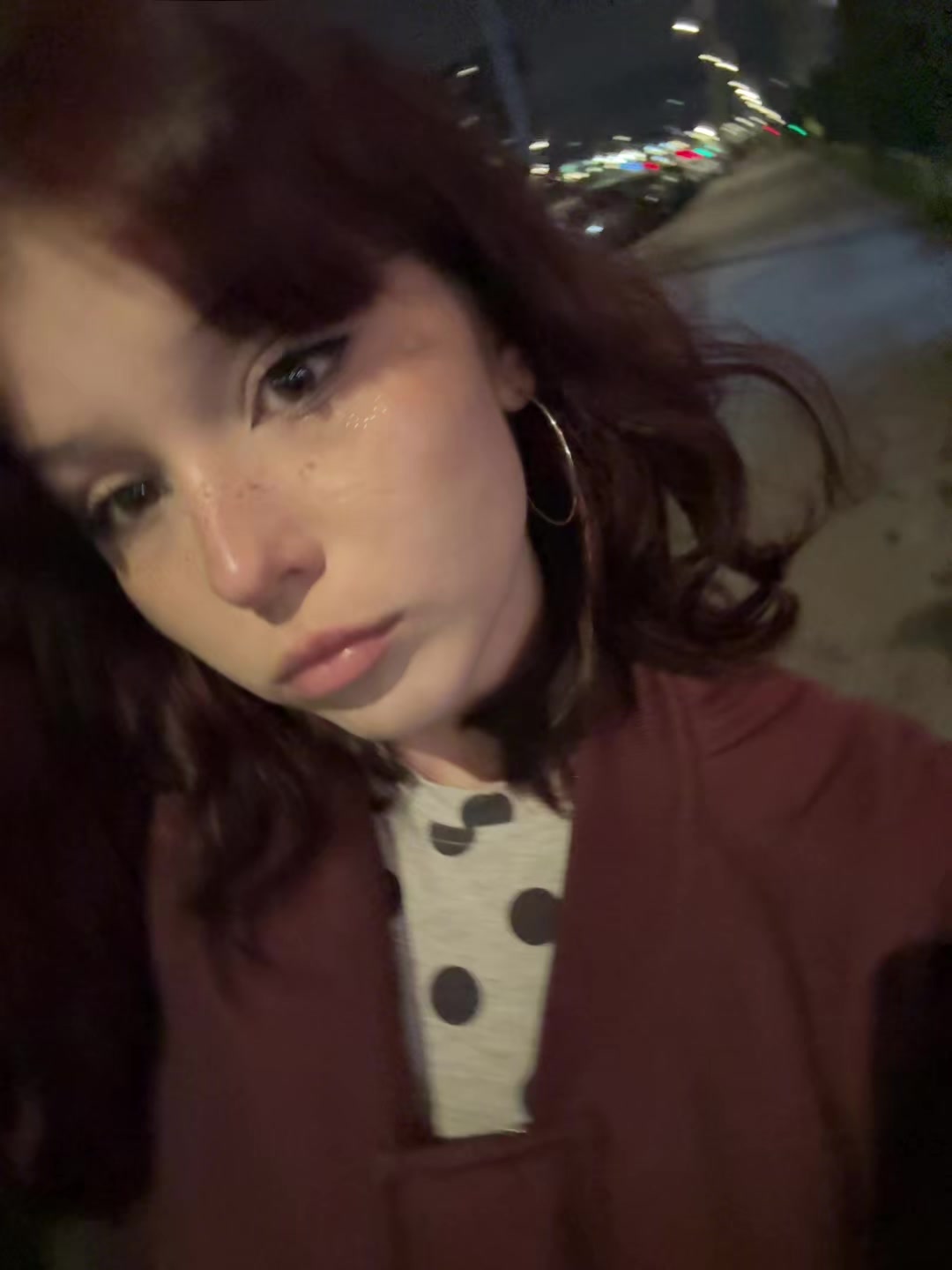 @👅