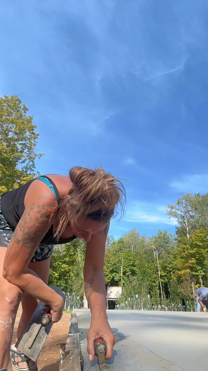 @BobbiDeede