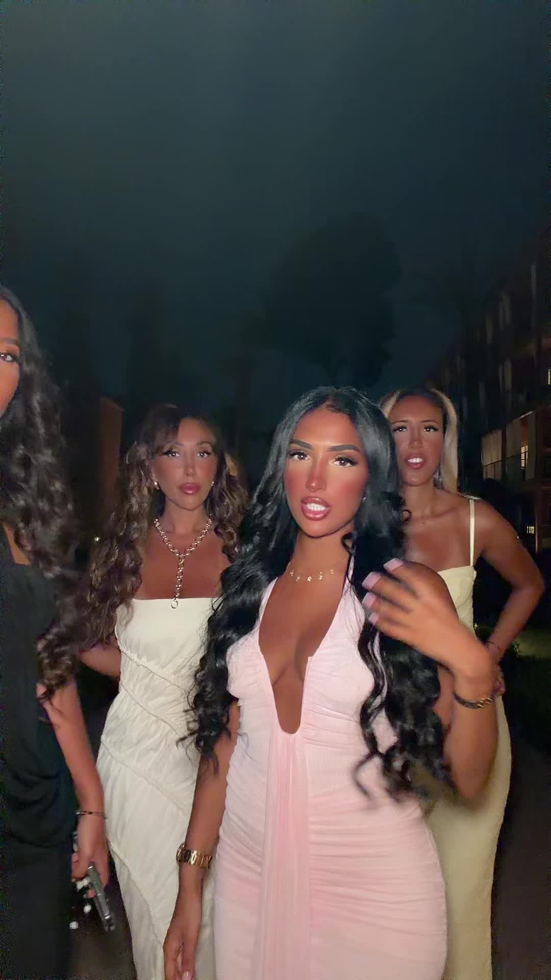 @S✨