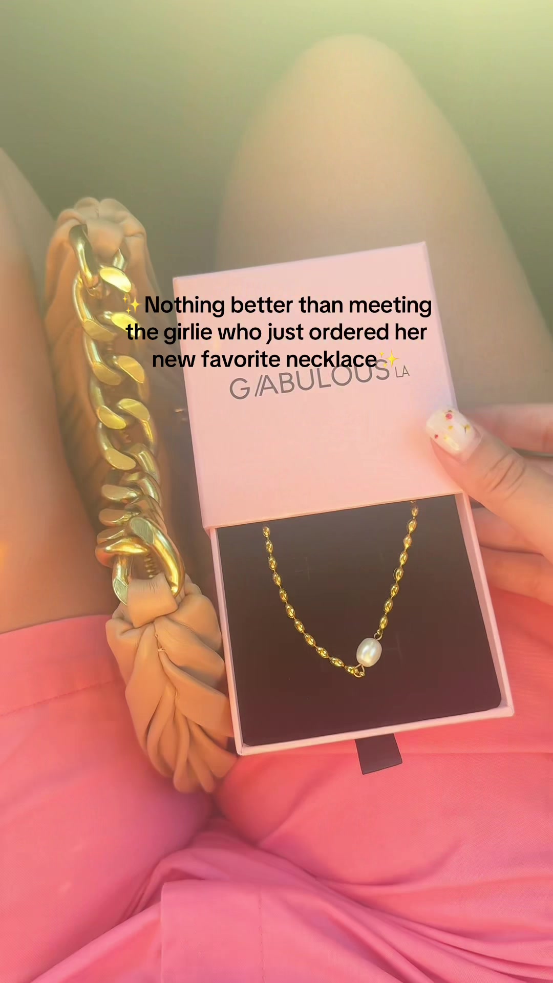 @GabulousLA
