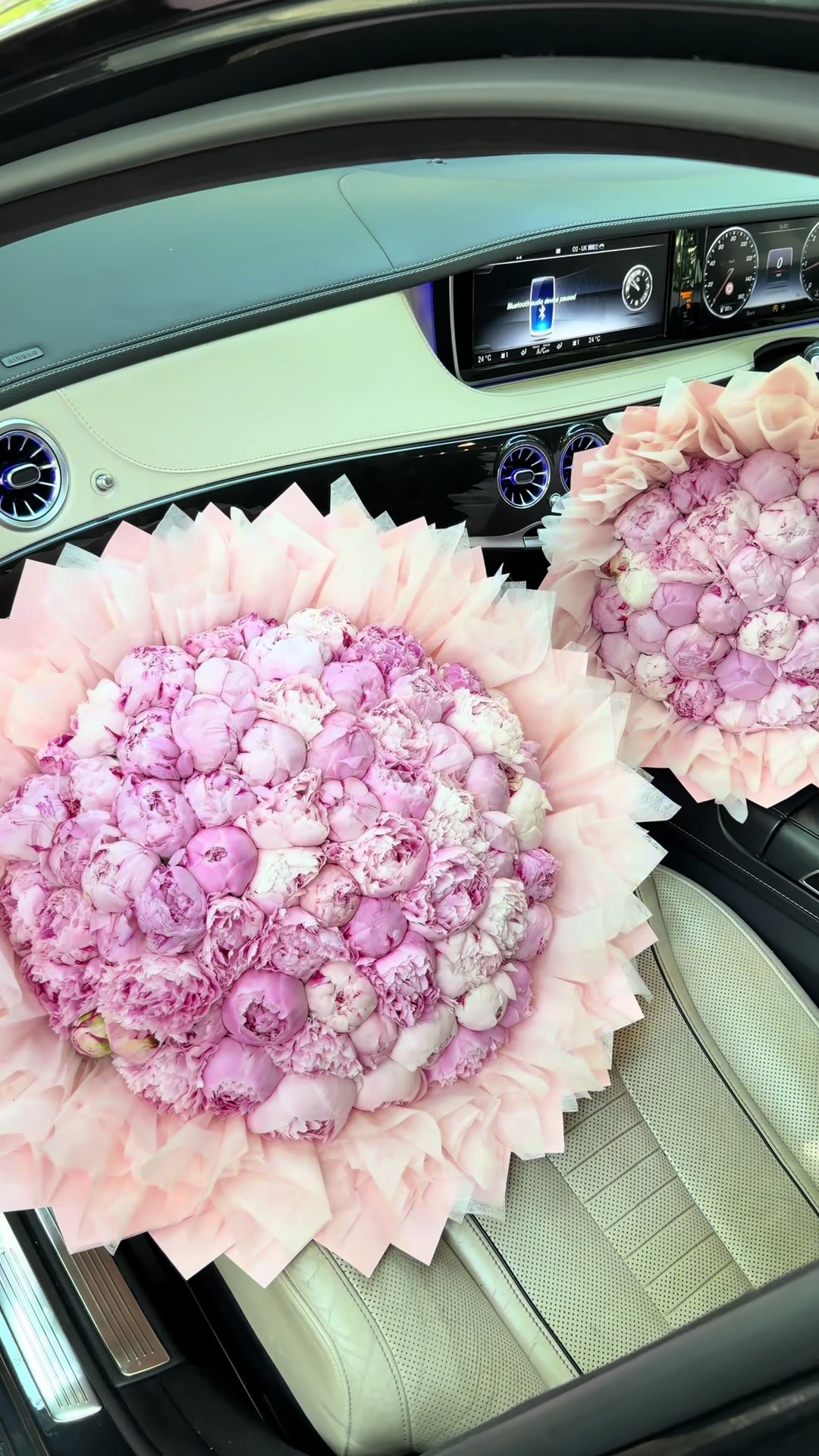 @AILES FLOWERS