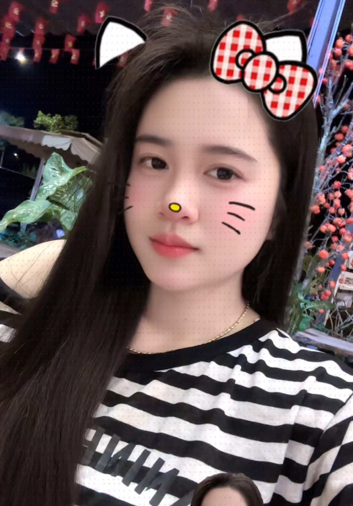 @Ngọc Ngọc- Mẹ 2 c&ocirc;ng ch&uacute;a