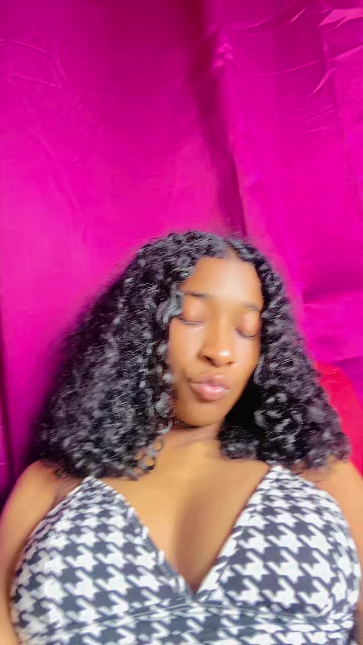 @Bũbbłẽš🧃🫧💜