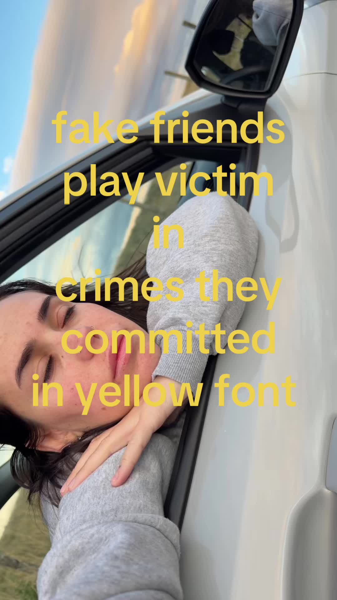 @CourtneyLewis