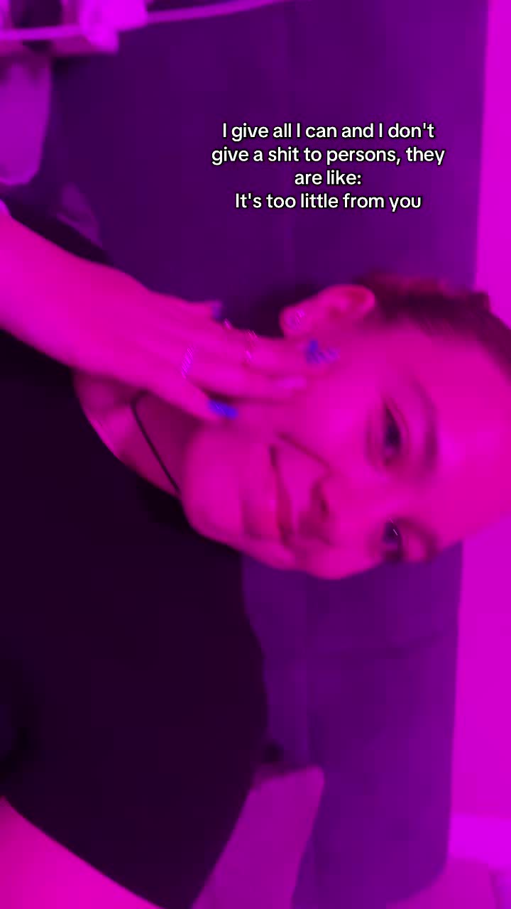 @Evaa🥶