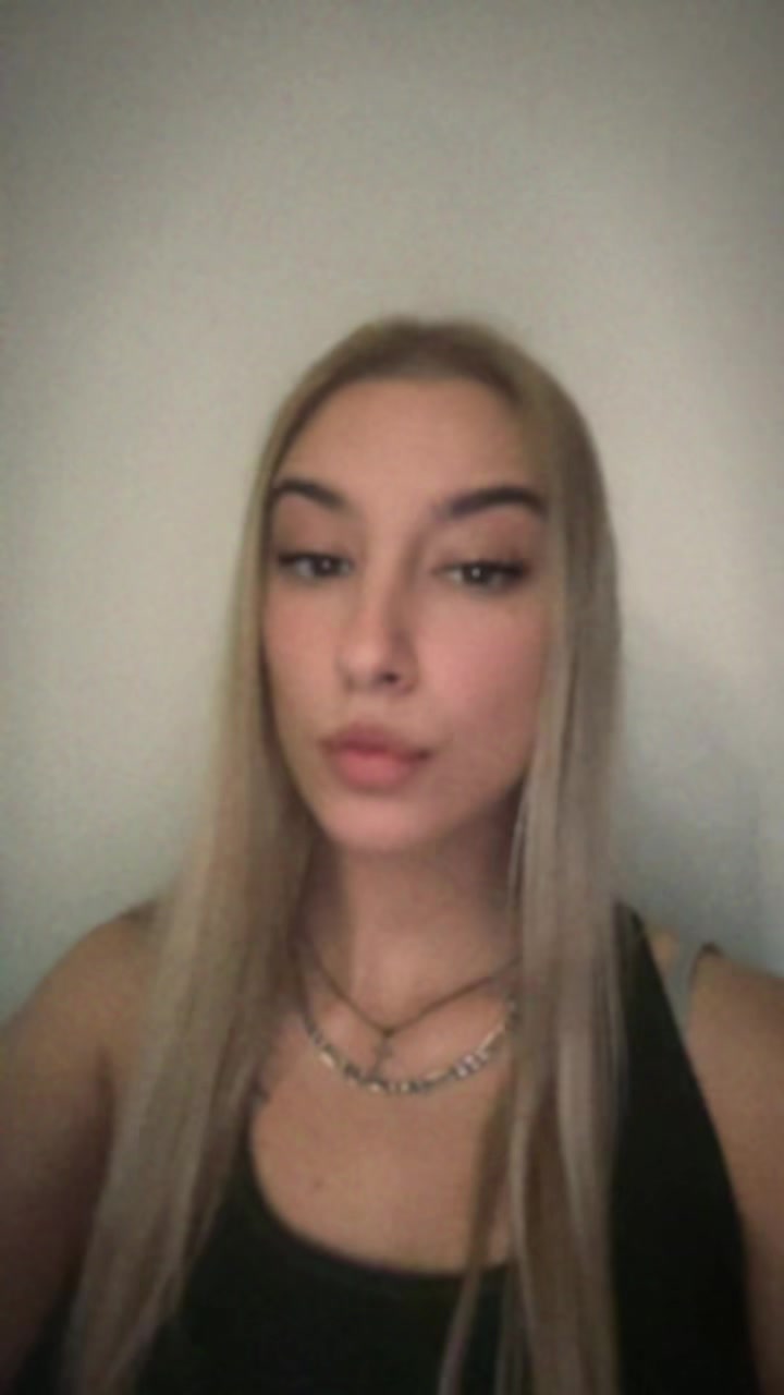 @Élęa.👄🦋