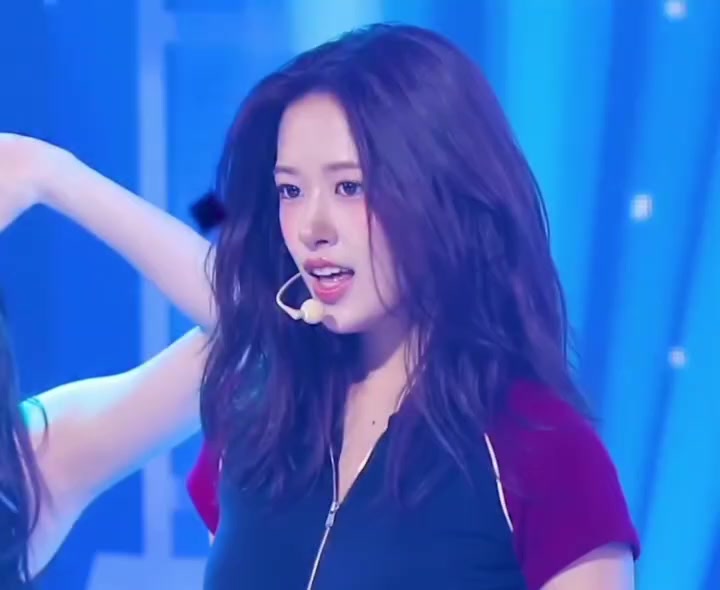 @Yujin