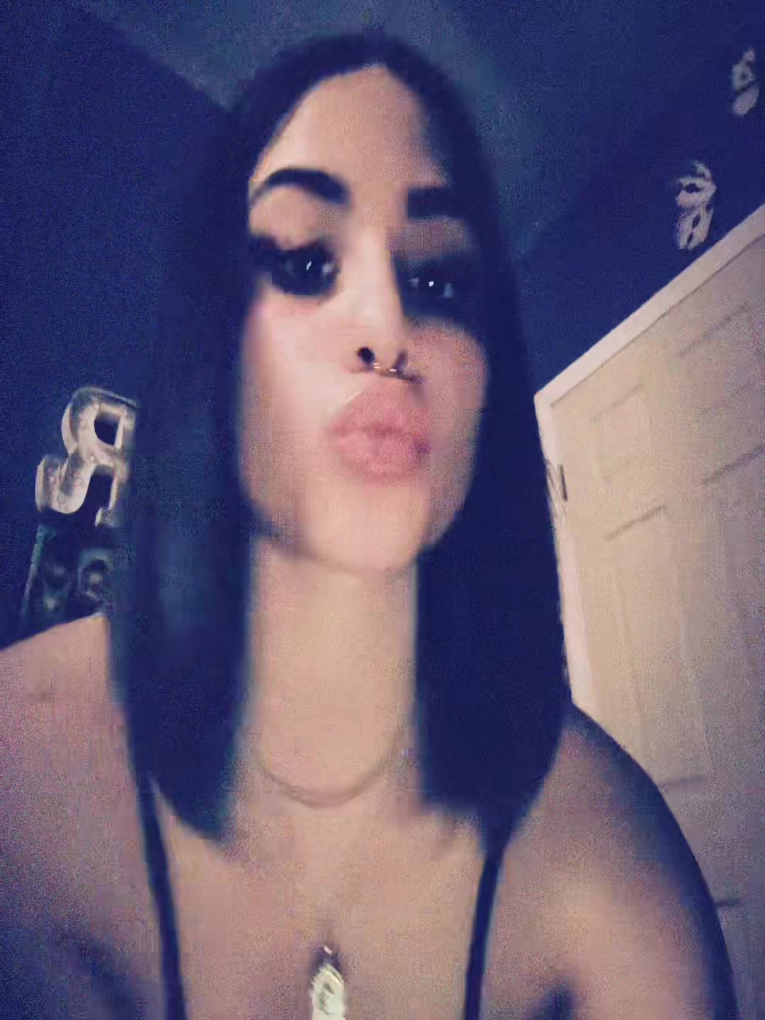 @belly 𖣂