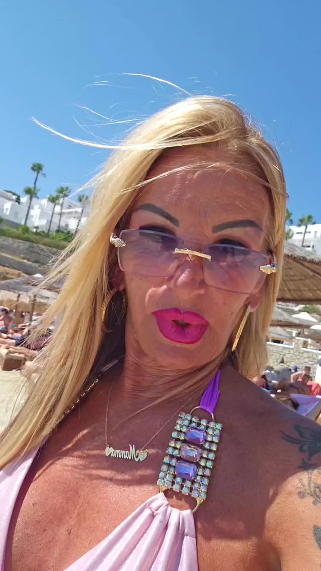 @Paola 65