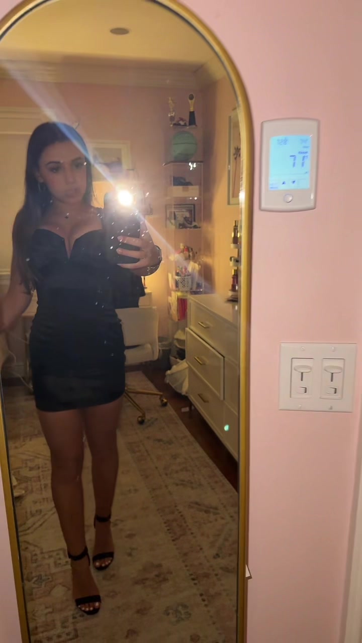 @mikaella