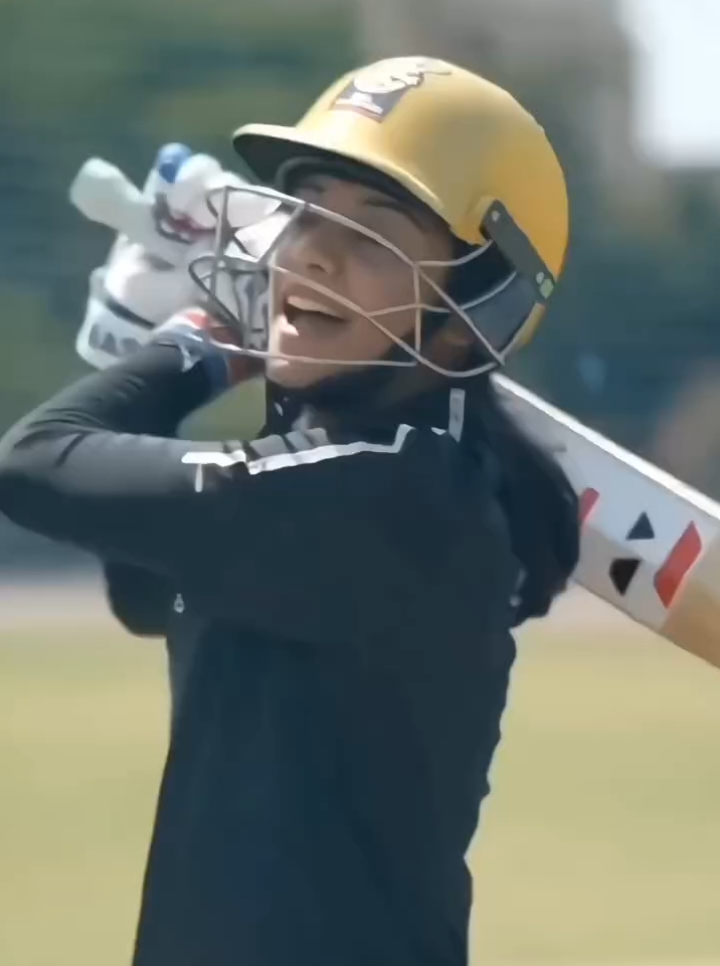 @"SMRITI_MANDHANA_FAN"