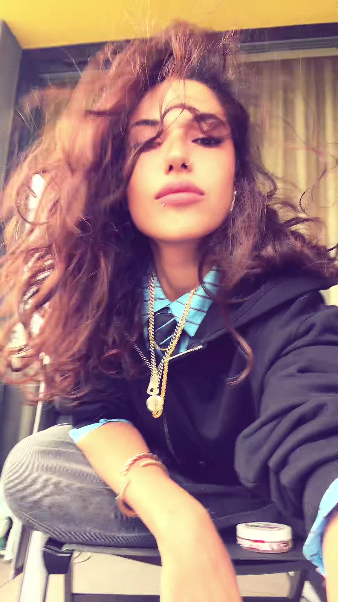 @g