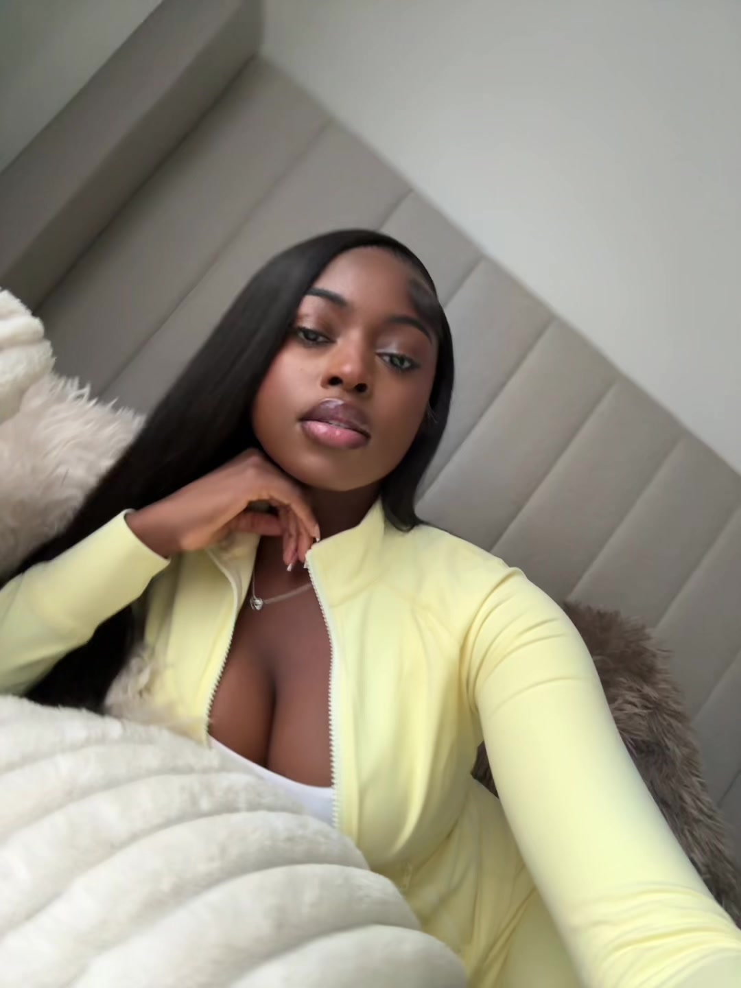 @thtgirlcee