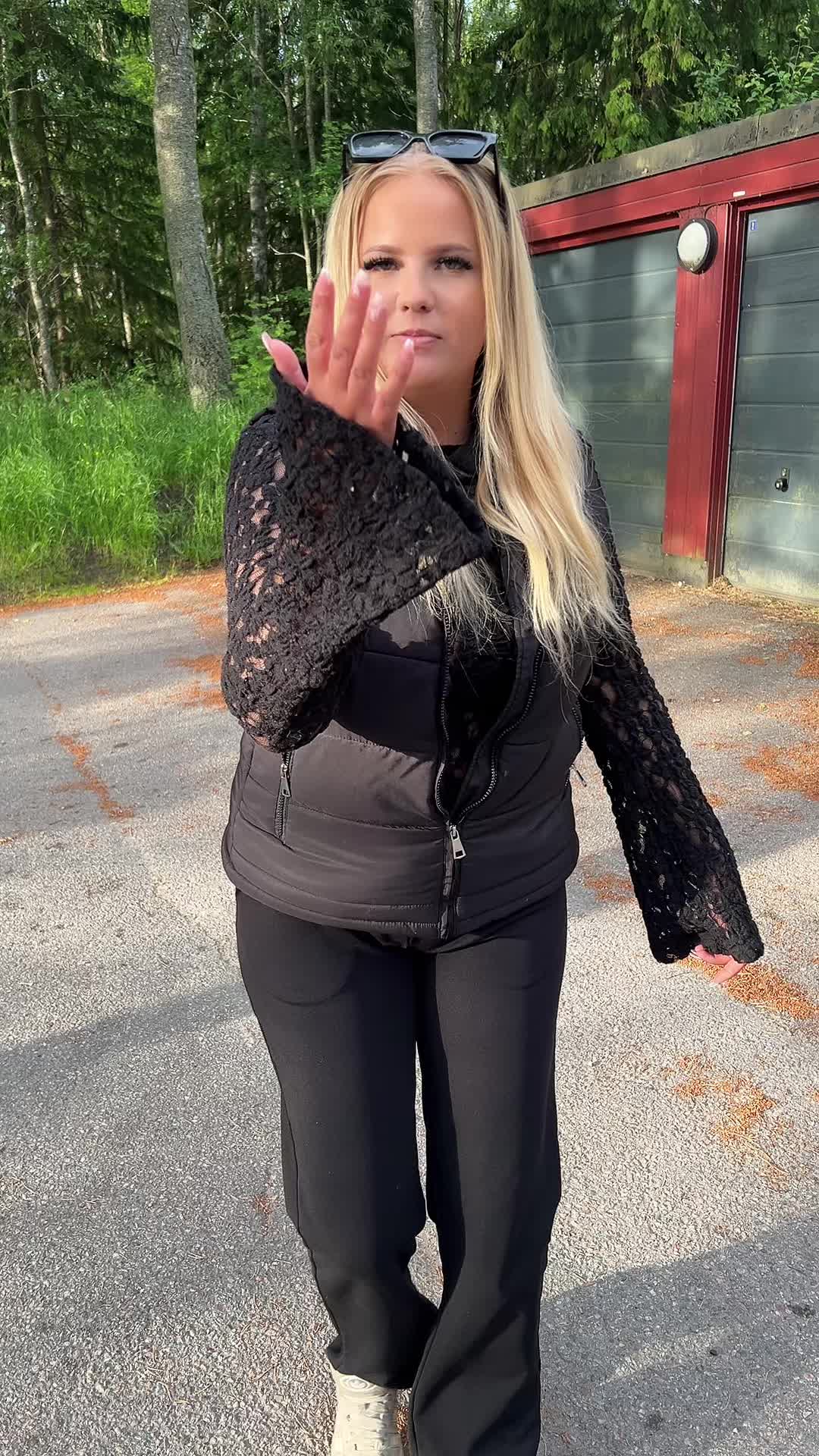@Nova Bystr&ouml;m😈