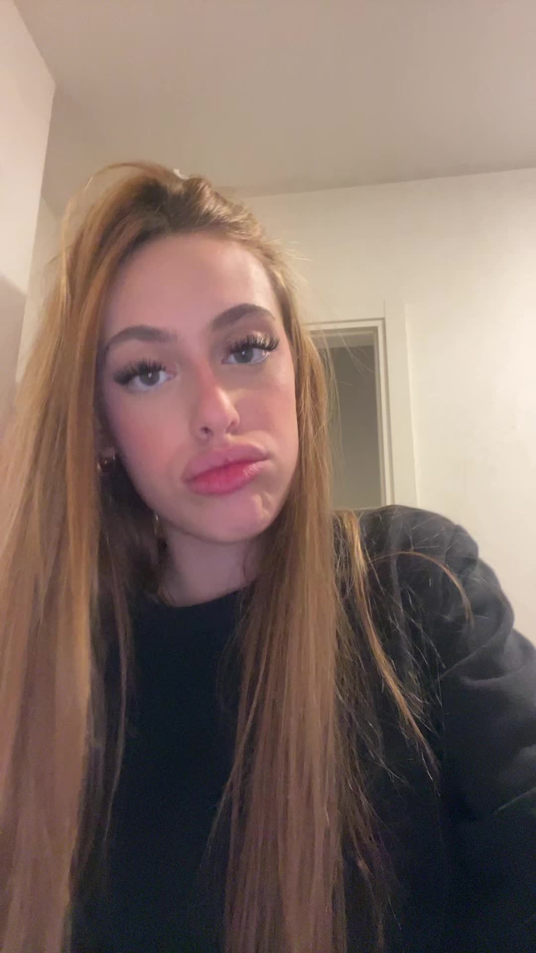 @c;