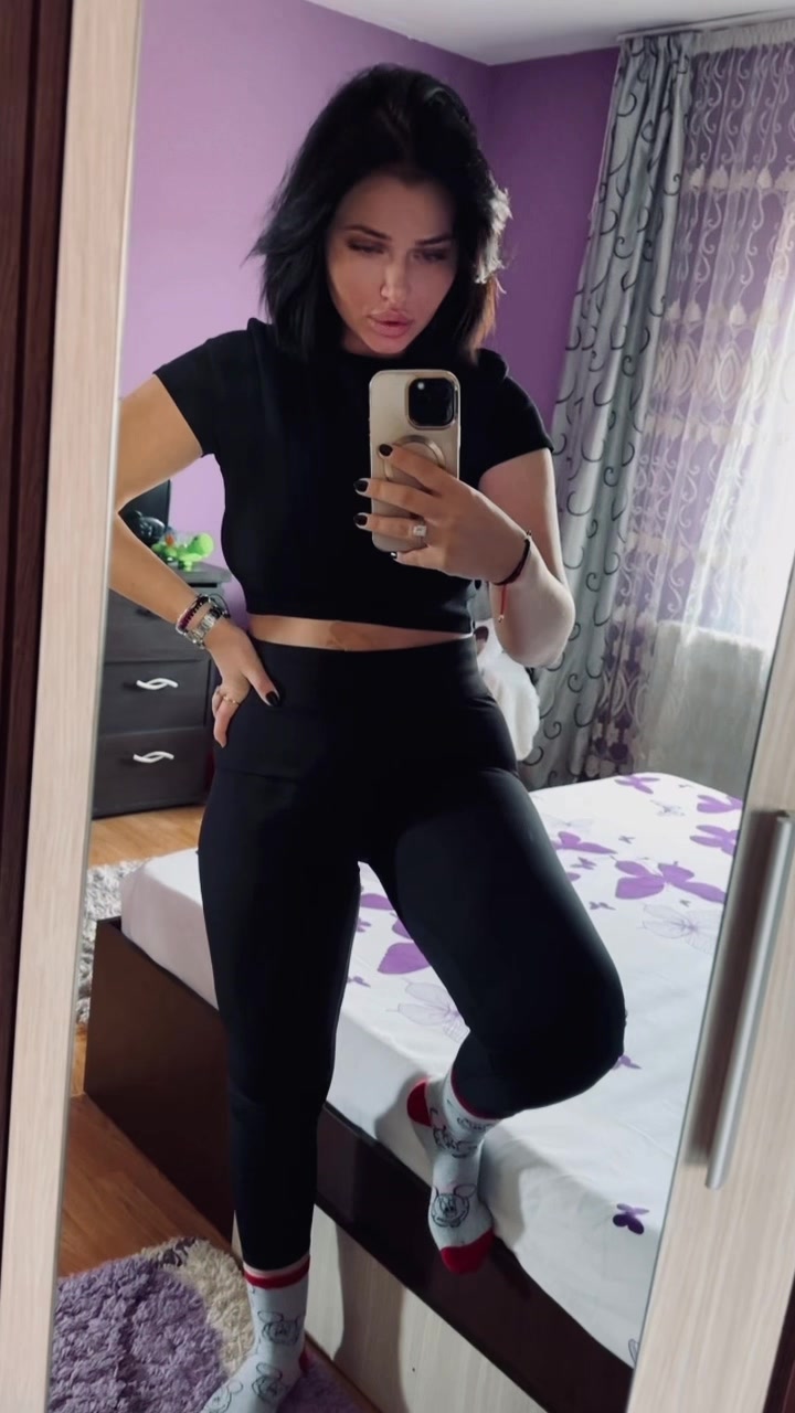 @Alexandraaa