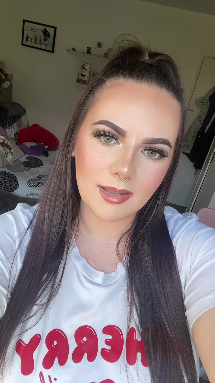 @Ellie Louise