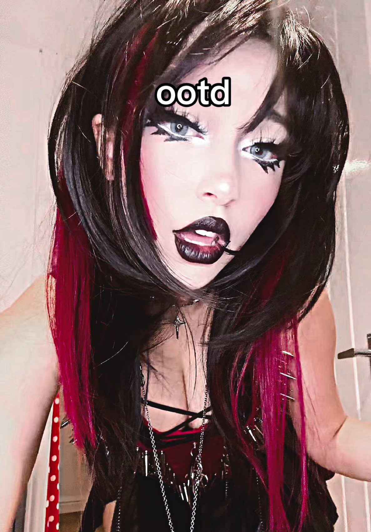 @❦
