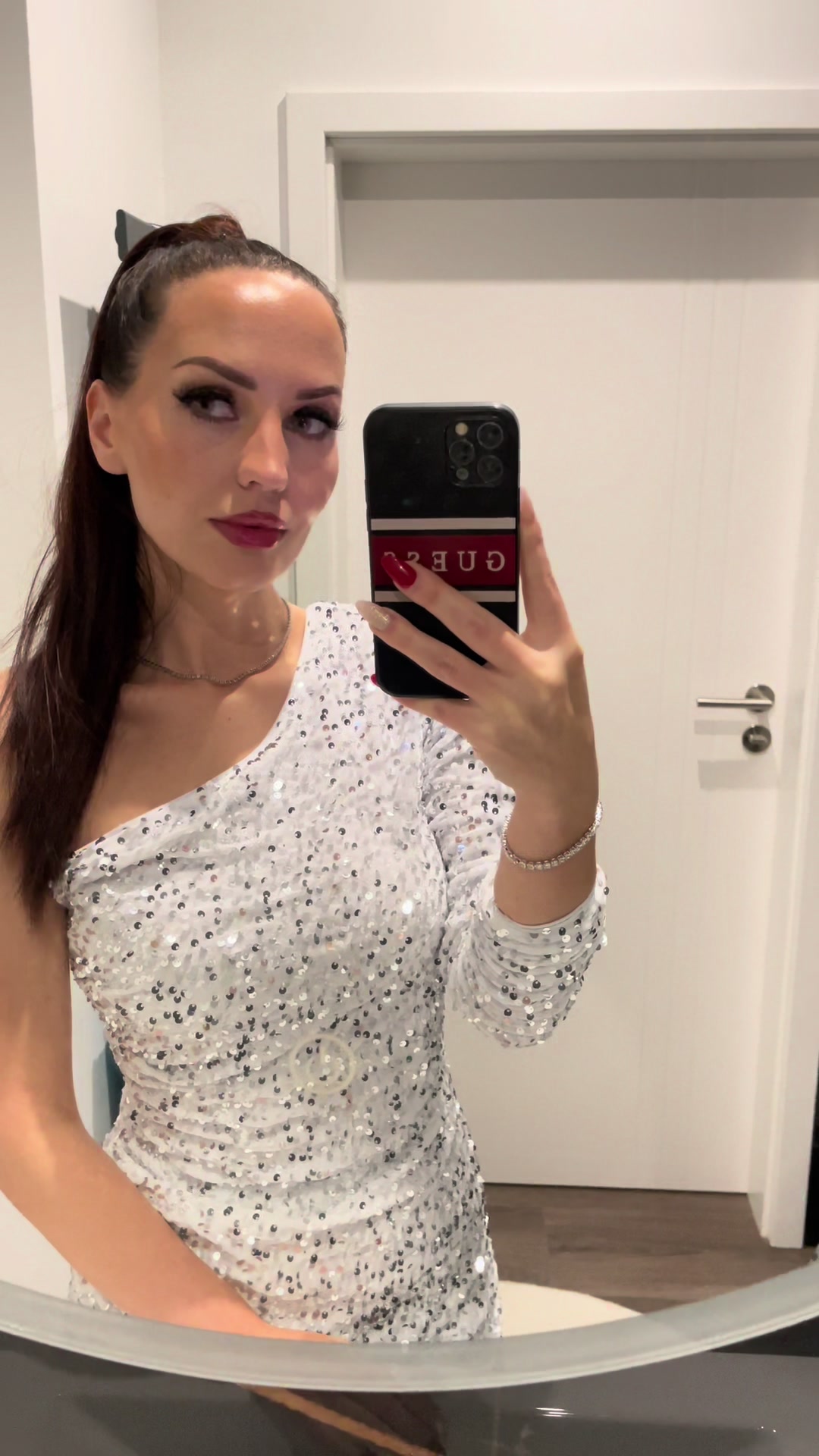 @𝑳 𝑰 𝑵 𝑨🌼