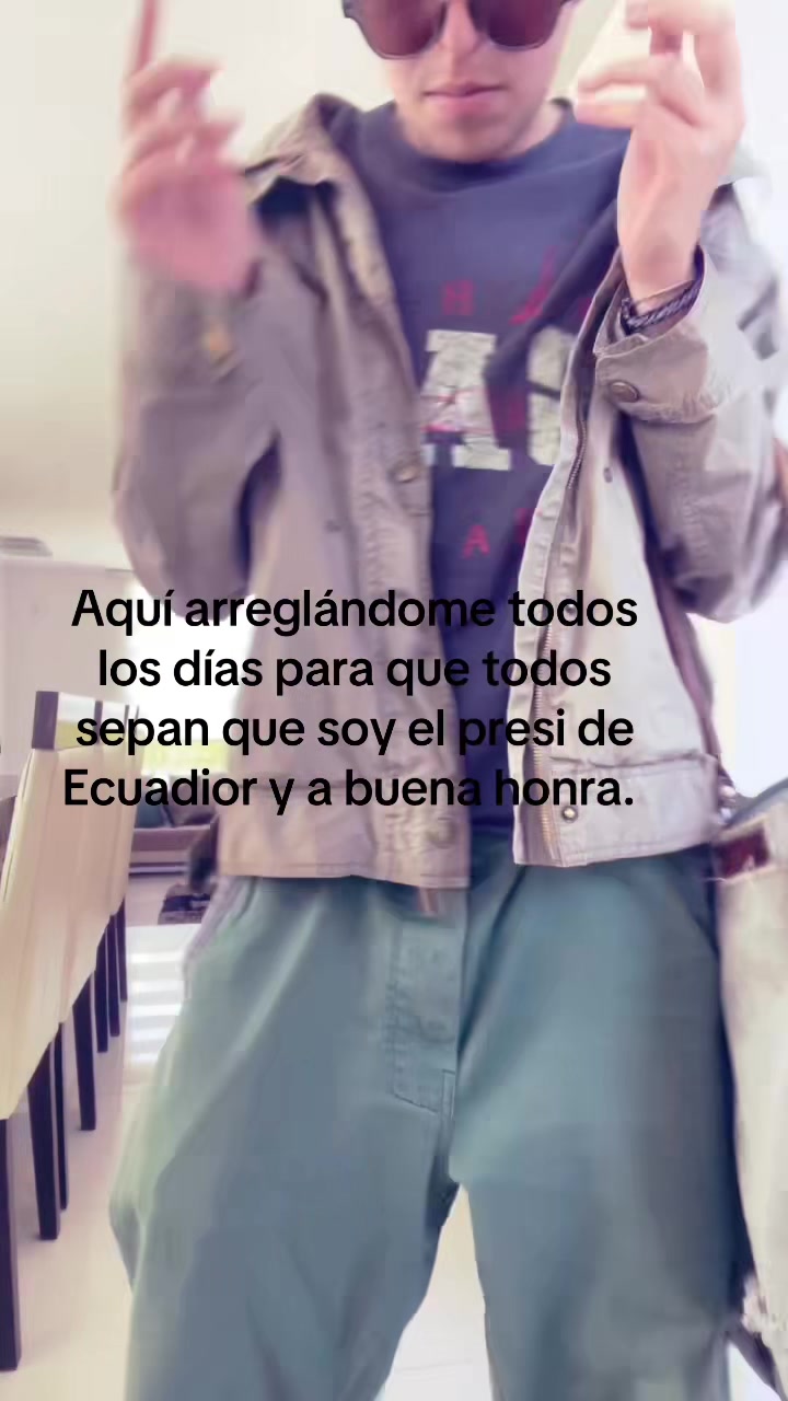 @holip