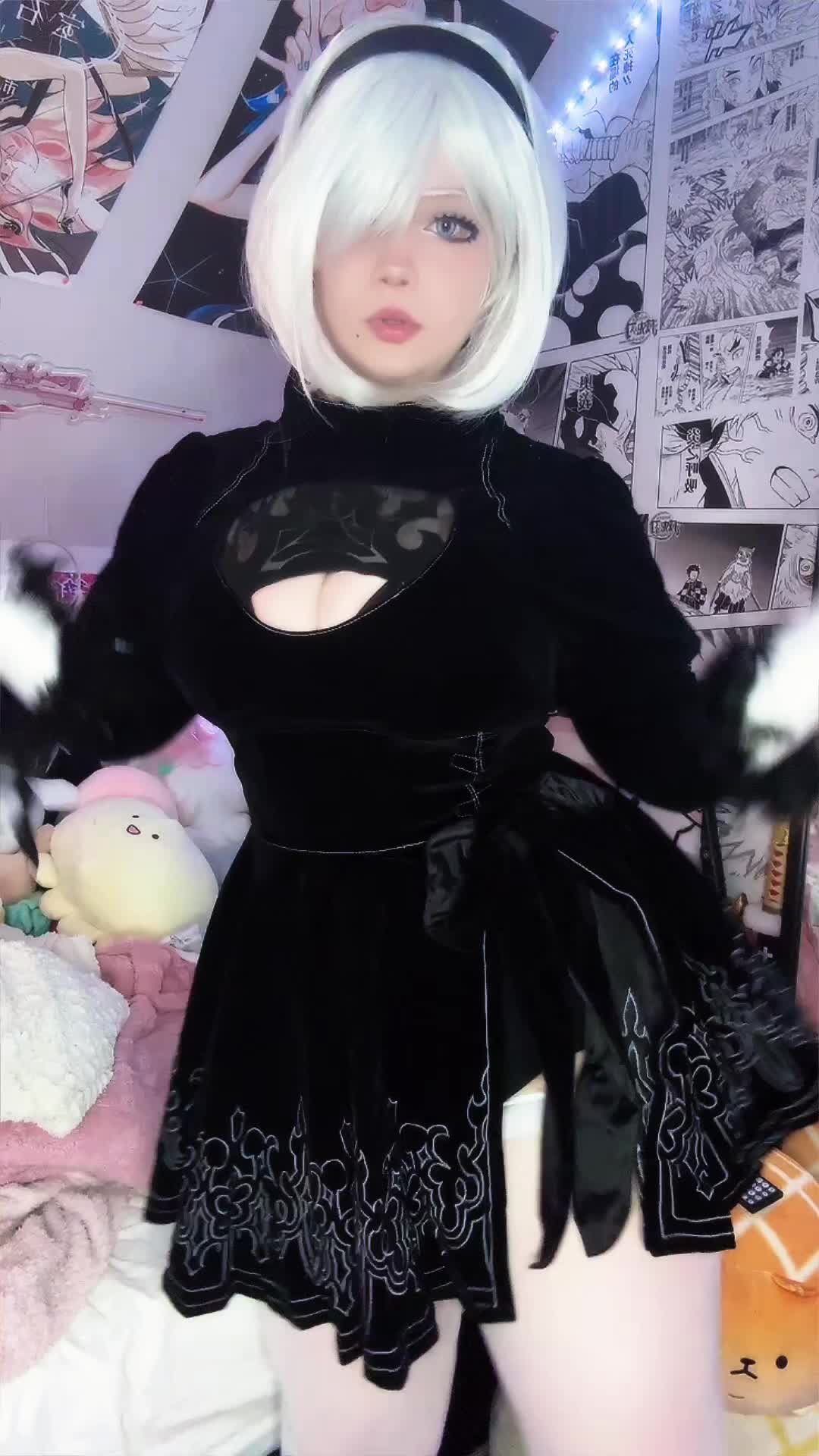 @twitch.tv/milkienyan