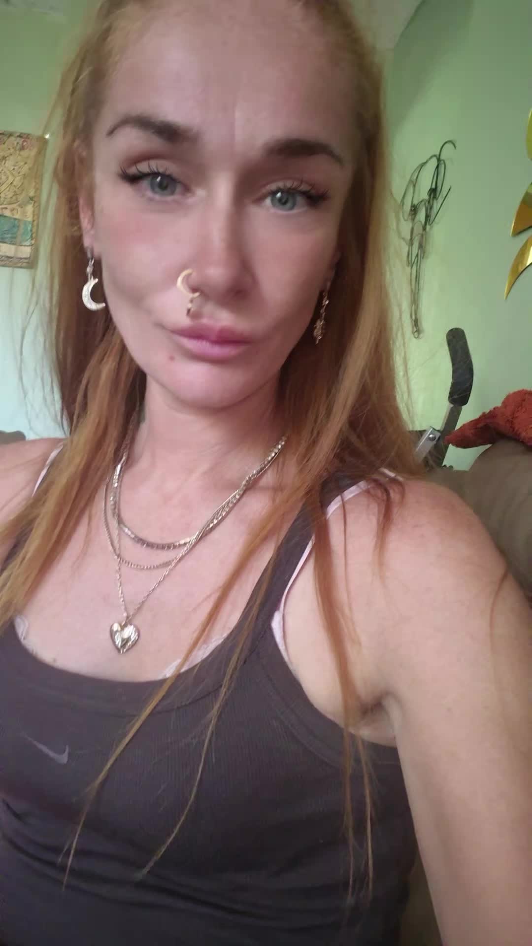 @auntieginge✨️👽🧚&zwj;♀️