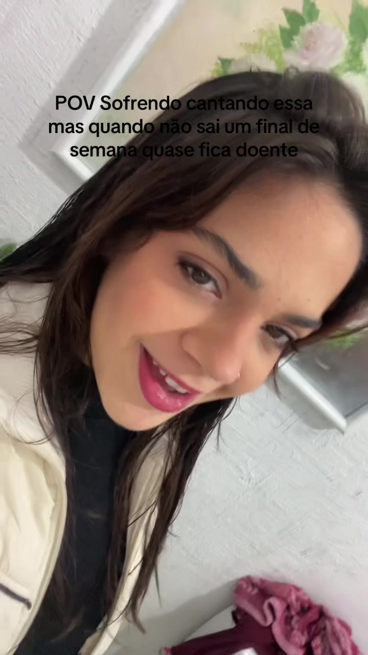 @La&iacute;s Vit&oacute;ria Pelicioli 🫦