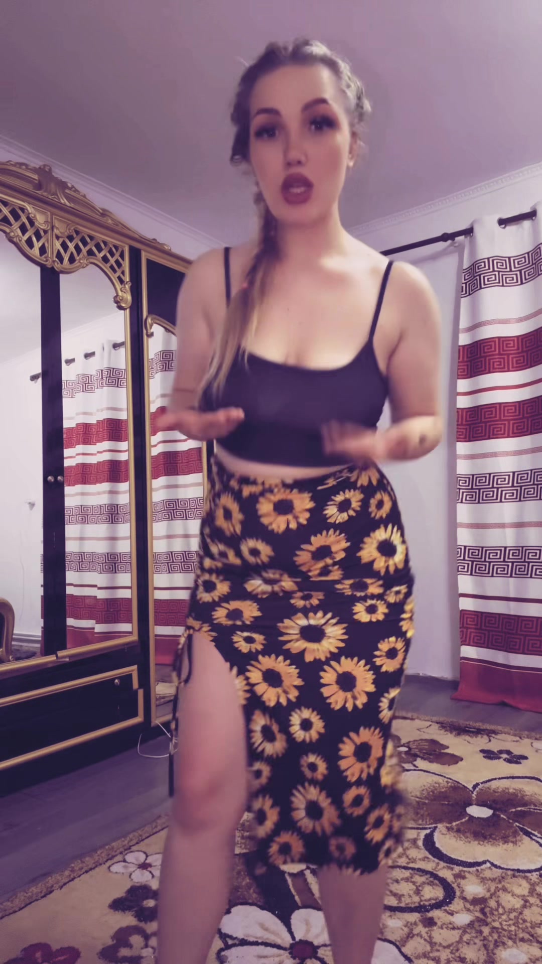 @Ana💚