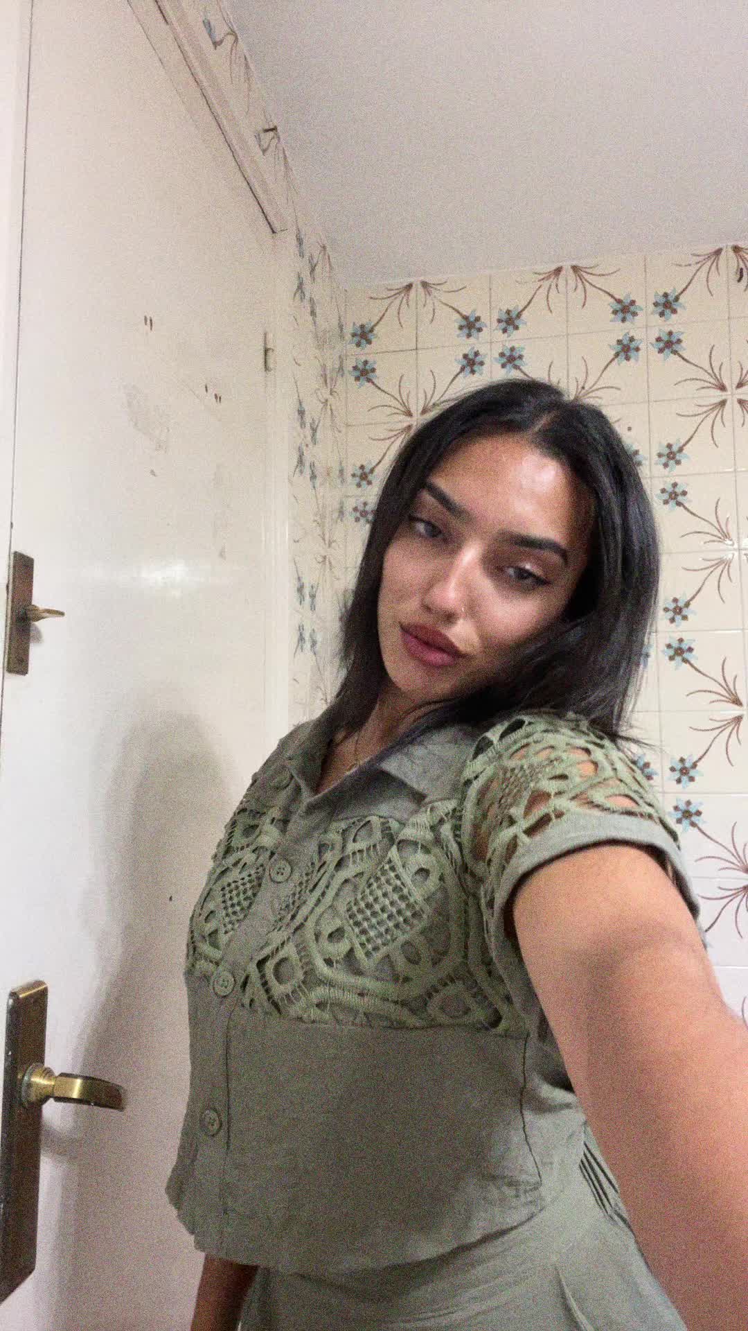@Hajar🥀