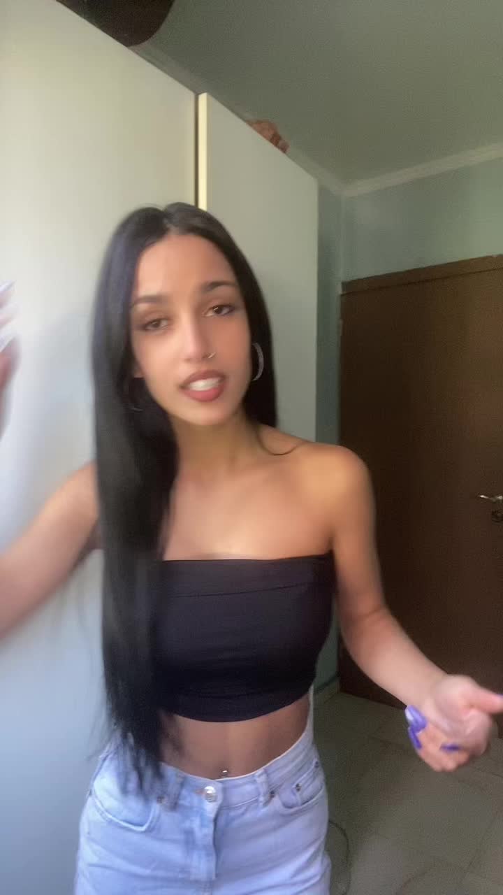 @𝐴𝐿𝐸𝑋𝑋💋